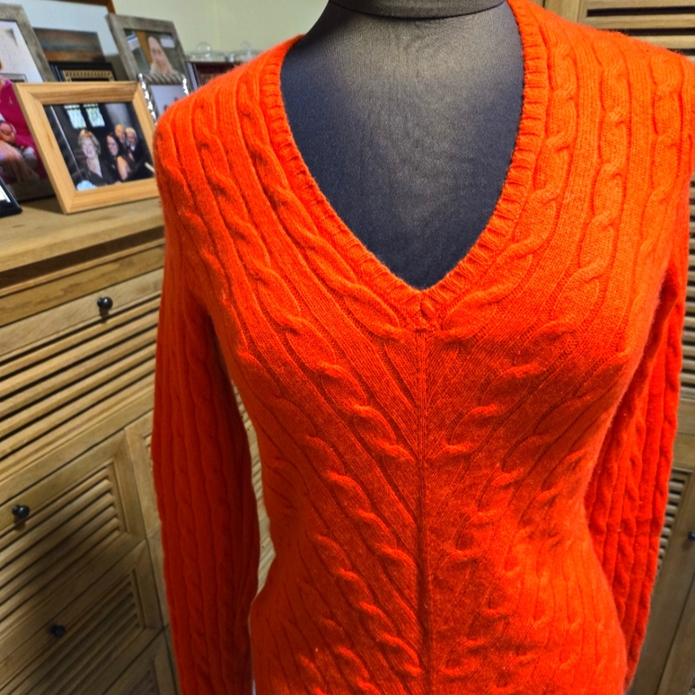 Ralph Lauren cashmere v neck